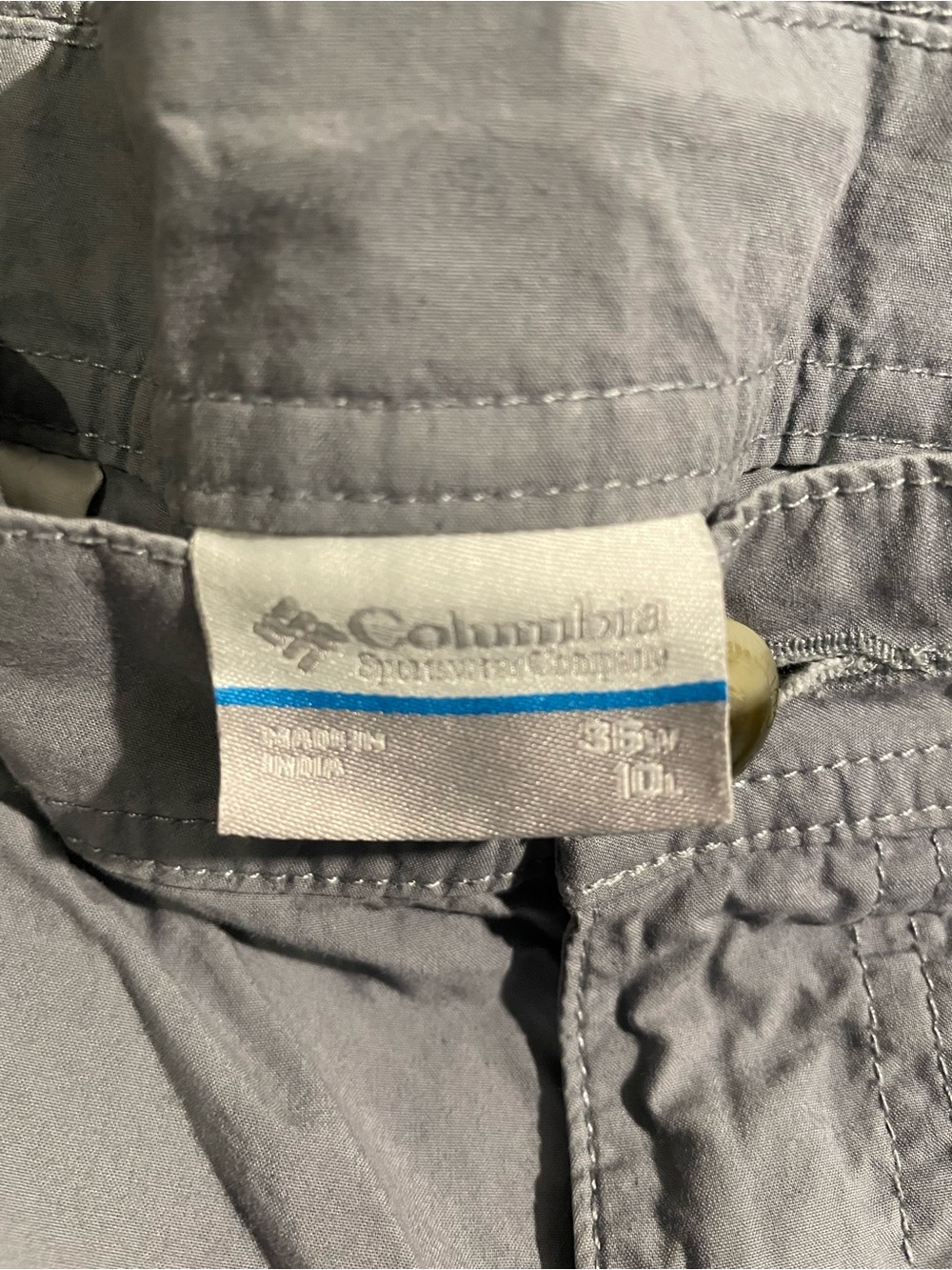 Columbia men’s light grey shorts size 36 - Picture 3 of 3